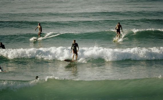 Campamento de Surf en Cantabria. Ajo Natura