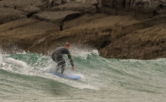 surfear en Cantabria Ajo Natura