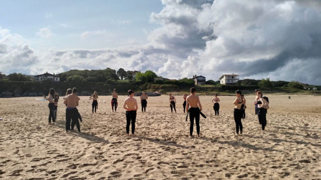 Surf Familia Recuerdos Aventureros Ajo Natura