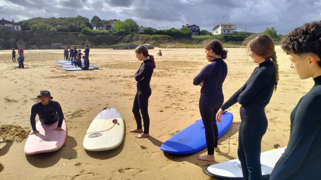 Surf y Yoga surf camp en Cantabria Ajo Natura