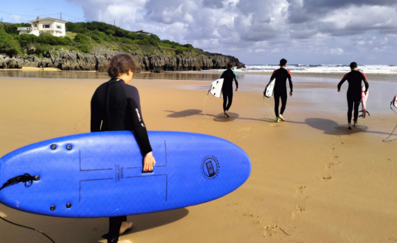 Ejercicios y Rutinas para Mejorar tu Rendimiento en el Surf Ajo Natura